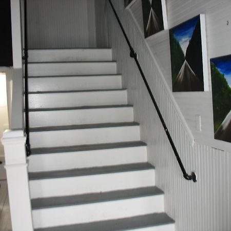 Art Gallery Hostel Whitefield Екстериор снимка